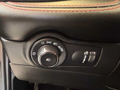 Used 2023 Dodge Durango GT AWD/4WD image 21