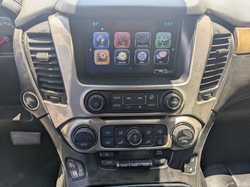 Used 2017 GMC Yukon XL Denali w/ Open Road Package AWD/4WD image 17