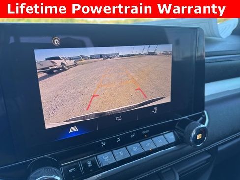 Used 2024 Chevrolet Colorado LT w/ LT Convenience Package image 14