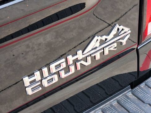 New 2026 Chevrolet Silverado 2500 High Country w/ High Country Premium Package AWD/4WD image 10
