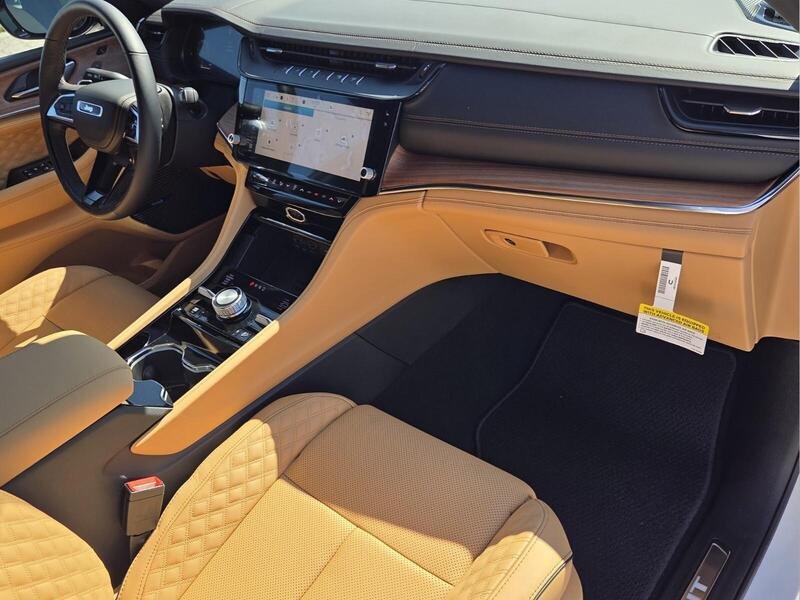 New 2027 Jeep Grand Cherokee Summit AWD/4WD image 19