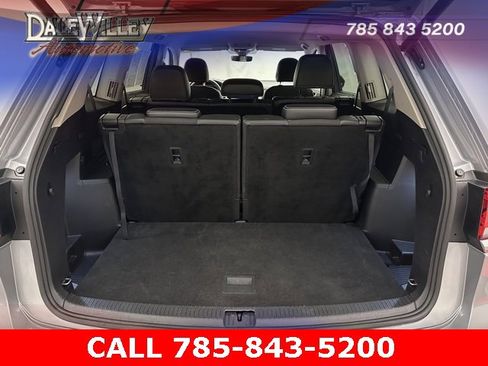 Used 2024 Volkswagen Atlas SE image 18