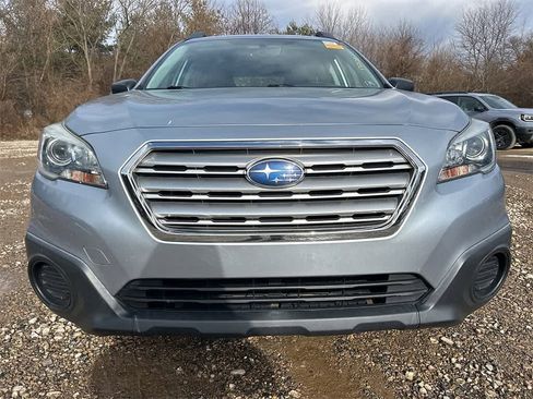 Used 2017 Subaru Outback 2.5i image 2