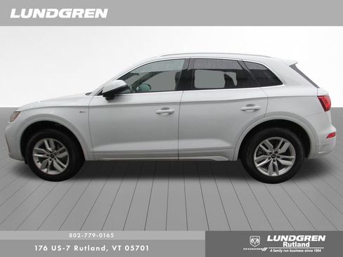 Used 2023 Audi Q5 2.0T Premium w/ Convenience Package image 47