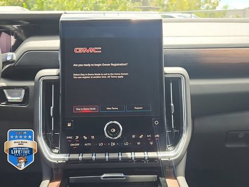 New 2026 GMC Yukon XL Denali w/ Sun & Power Step Package AWD/4WD image 28
