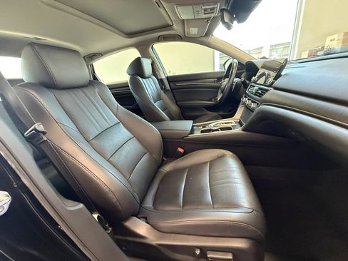 Used 2021 Honda Accord EX-L image 17