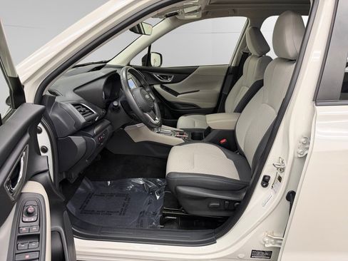 Certified 2022 Subaru Forester Premium image 9