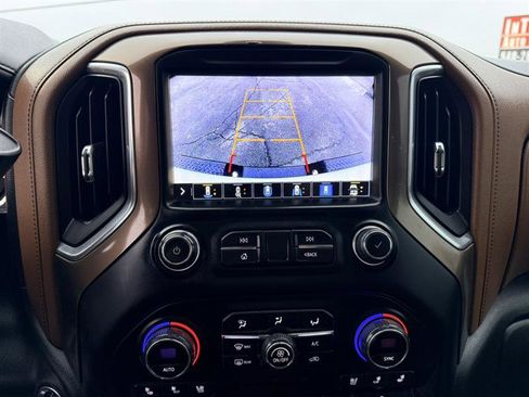 Used 2020 Chevrolet Silverado 2500 High Country w/ Technology Package image 35