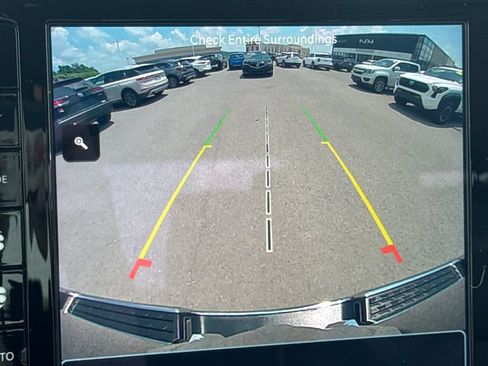 Used 2022 RAM 1500 Laramie AWD/4WD image 55