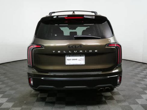 Used 2024 Kia Telluride EX image 26
