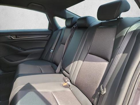 Used 2019 Honda Accord Sport image 14