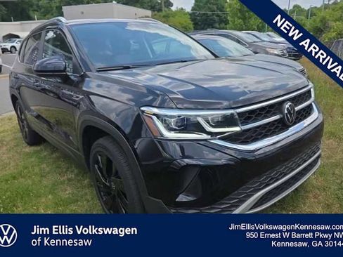 Used 2023 Volkswagen Taos SEL AWD/4WD image 1