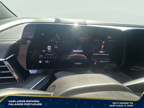 Used 2025 Chevrolet Suburban LS RWD image 19