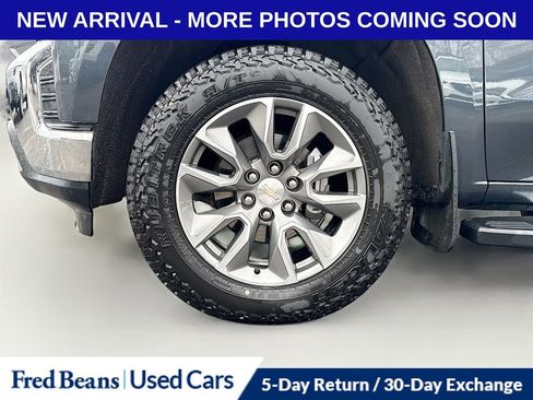 Used 2022 Chevrolet Silverado 1500 LT image 12