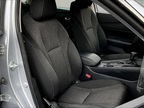 Certified 2023 Honda Accord EX image 28