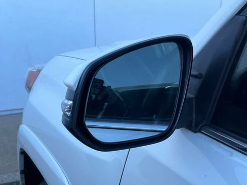 Used 2018 Toyota 4Runner Limited AWD/4WD image 8