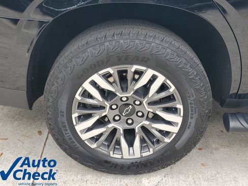 Used 2025 Chevrolet Tahoe Z71 AWD/4WD image 9