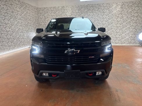 Used 2021 Chevrolet Silverado 1500 LT Trail Boss AWD/4WD image 2