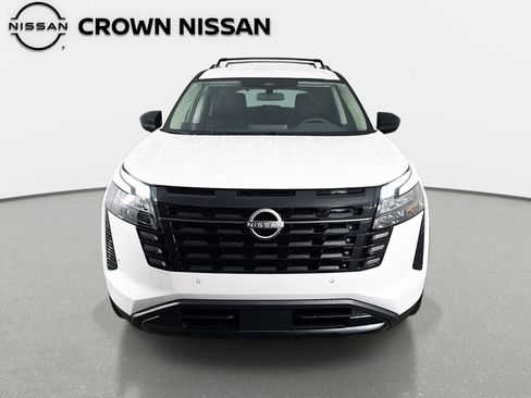 New 2026 Nissan Pathfinder SV image 2