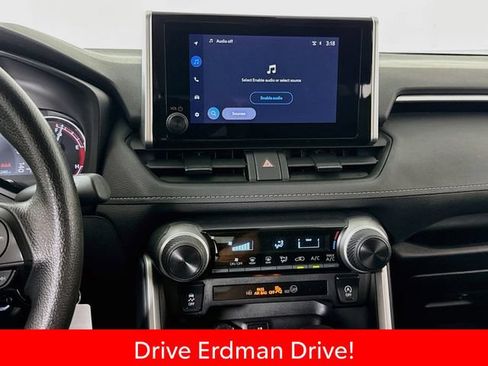 Certified 2024 Toyota RAV4 LE AWD/4WD image 19