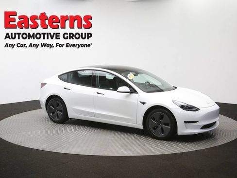Used 2023 Tesla Model 3 Standard Range RWD image 42
