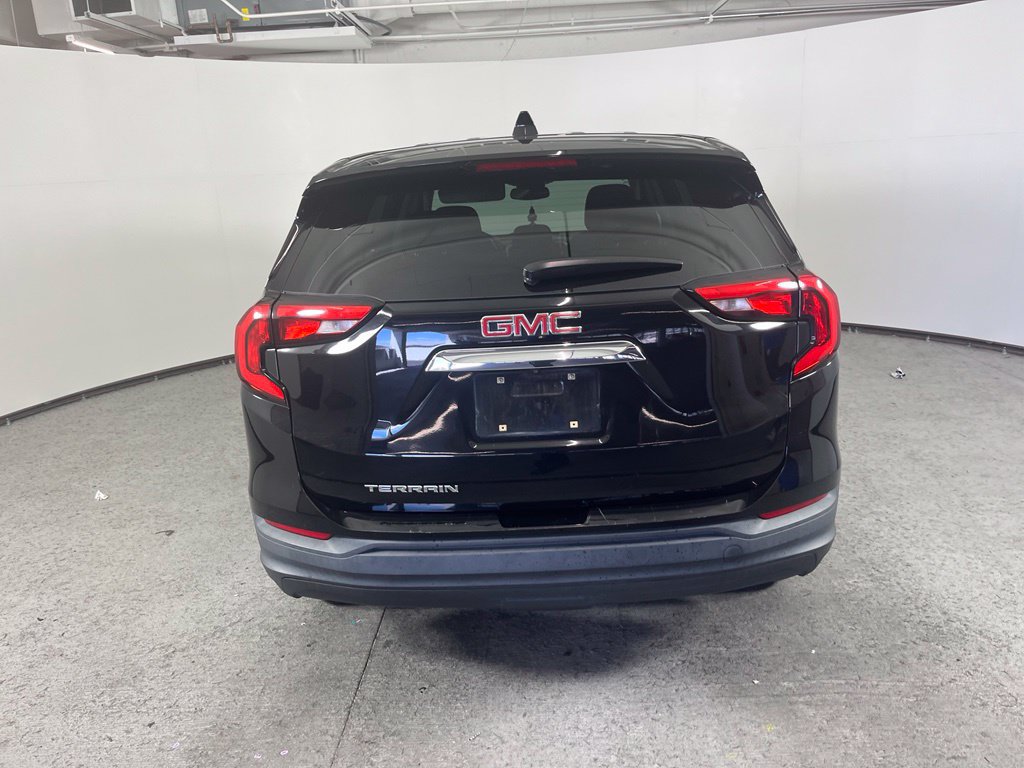 Used 2018 GMC Terrain SLE FWD image 8