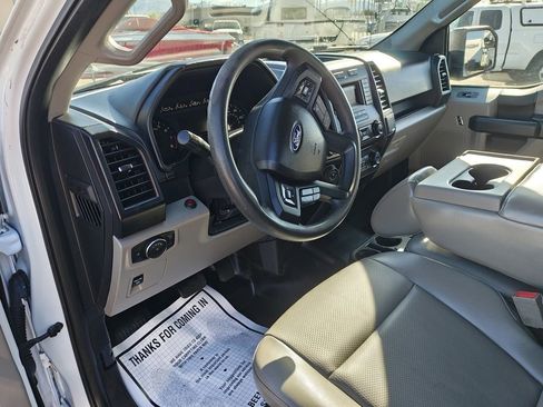 Used 2018 Ford F150 XL w/ Equipment Group 101A Mid AWD/4WD image 7