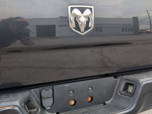 Used 2014 RAM 1500 Express AWD/4WD image 20