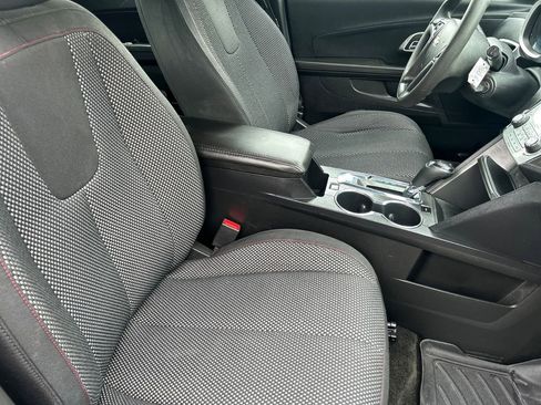 Used 2017 Chevrolet Equinox LS FWD image 14