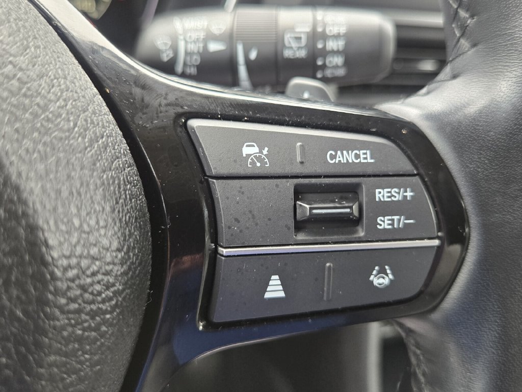 Certified 2025 Honda Pilot Touring image 24