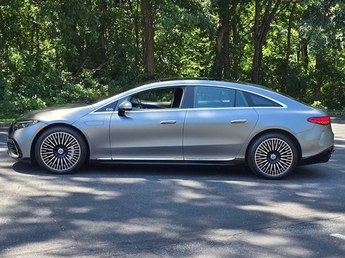Used 2023 Mercedes-Benz EQS 450+ 4MATIC Sedan image 3
