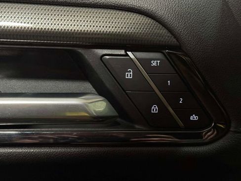 Used 2025 GMC Sierra 2500 AT4 w/ AT4 Premium Plus Package image 22