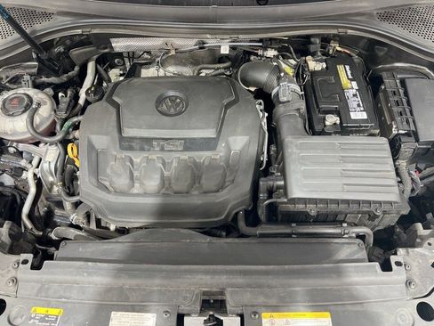Used 2021 Volkswagen Tiguan SE image 25