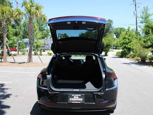 New 2023 Kia EV6 Wind image 9