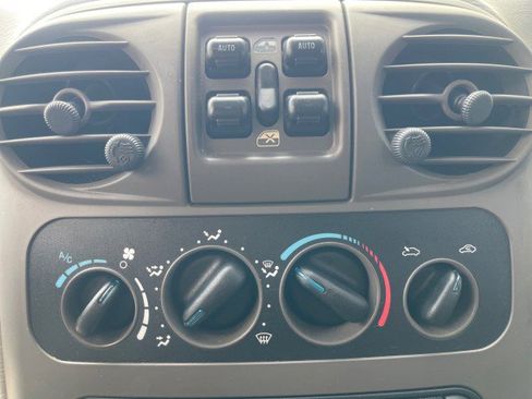 Used 2004 Chrysler PT Cruiser Touring image 59