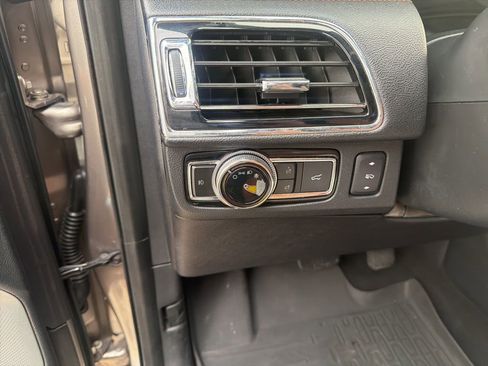 Used 2019 Lincoln Navigator L Reserve w/ Cargo Package image 11