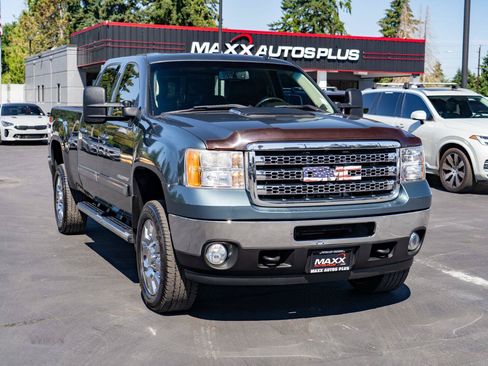 Used 2013 GMC Sierra 3500 SLT AWD/4WD image 2