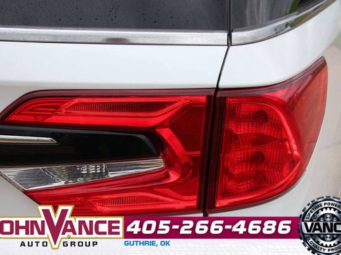 Used 2024 Honda Odyssey Elite image 11