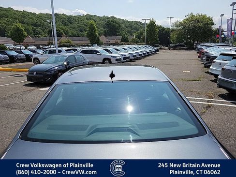Certified 2025 Volkswagen Jetta S FWD image 30