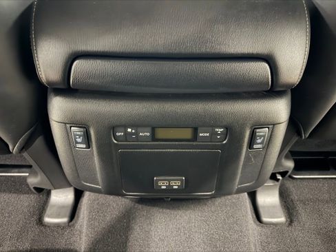 Used 2017 Nissan Armada Platinum w/ Captain Seat Package AWD/4WD image 40