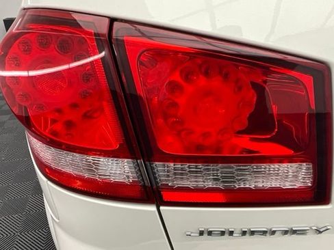 Used 2013 Dodge Journey SE FWD image 24