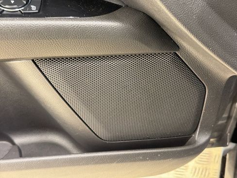 Used 2016 Ford Fusion SE FWD image 21