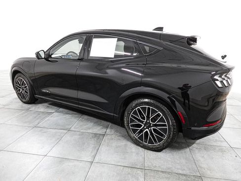 Used 2024 Ford Mustang Mach-E Premium AWD/4WD image 4