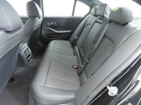 New 2026 BMW 330i 330i w/ M Sport Package image 21