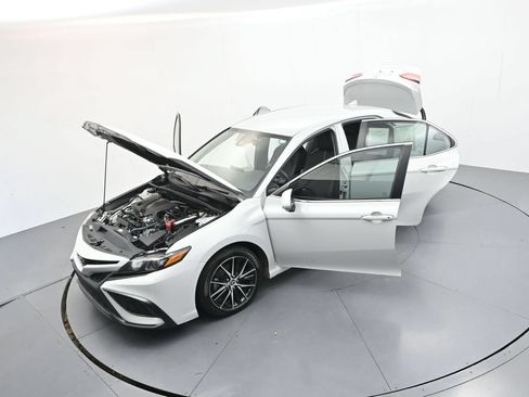 Used 2023 Toyota Camry SE FWD image 42