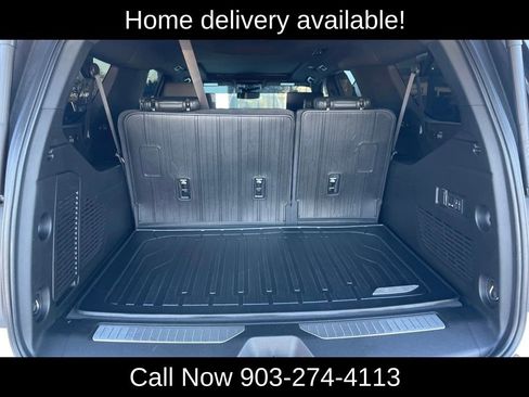 Used 2024 GMC Yukon XL Denali image 25