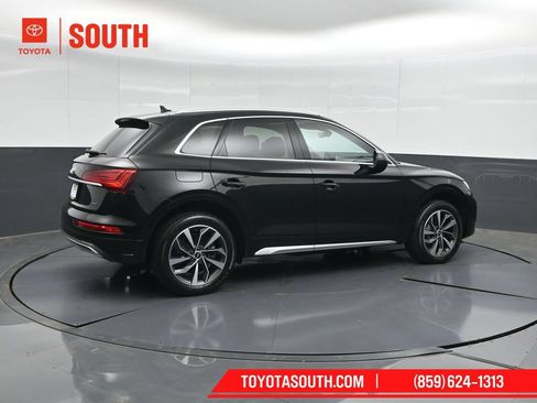 Used 2021 Audi Q5 2.0T Premium Plus AWD/4WD image 2