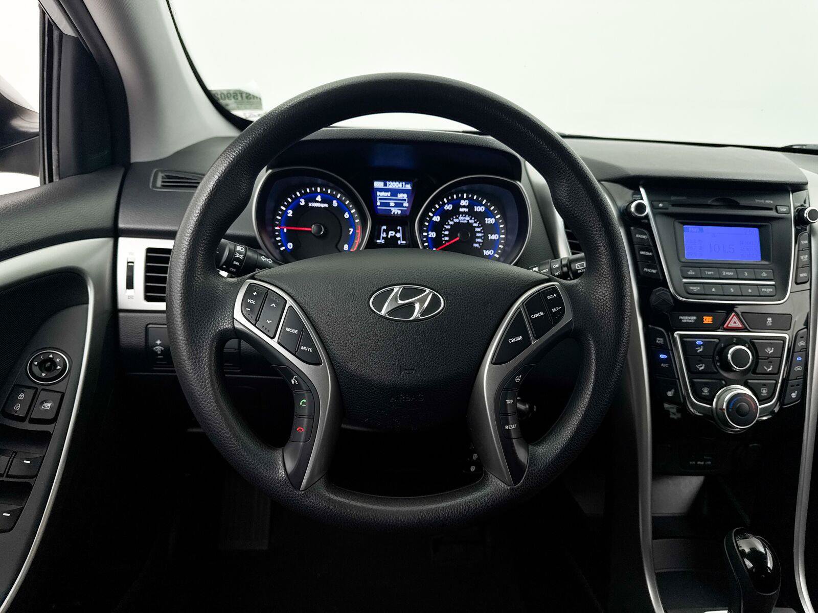 Used 2014 Hyundai Elantra GT FWD image 6