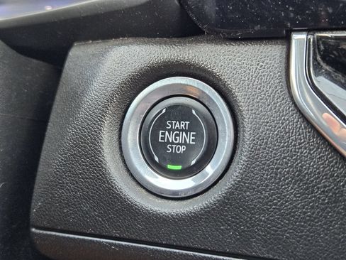 Used 2023 Chevrolet Colorado W/T RWD image 20