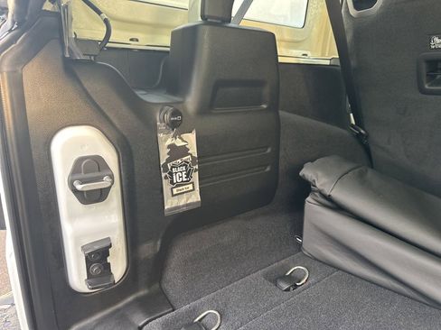 Used 2021 Jeep Wrangler Unlimited Sport image 27